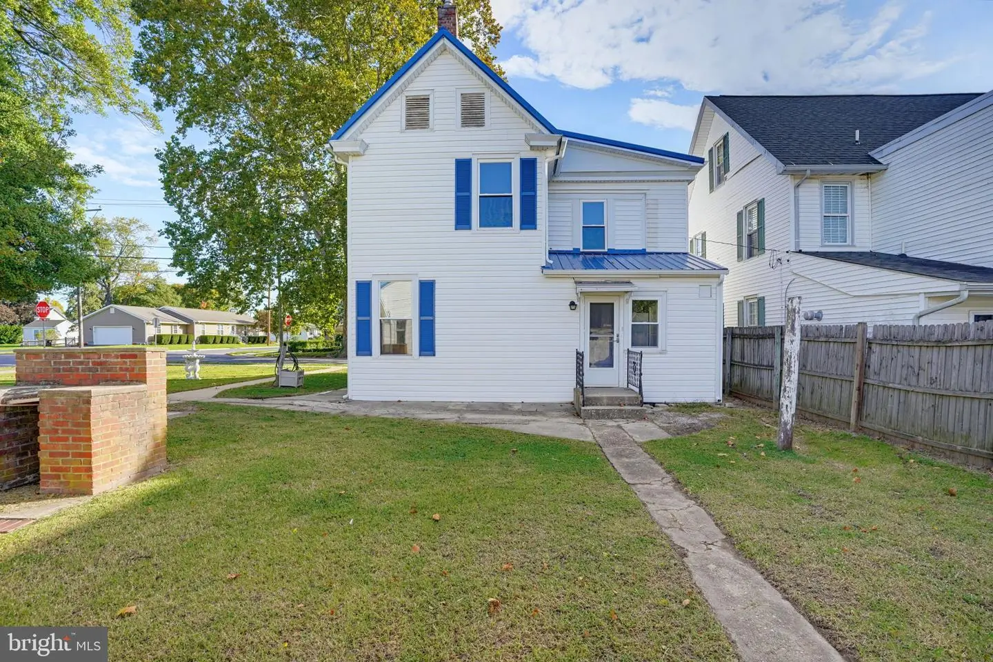 listing image