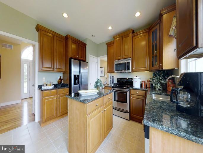 listing image