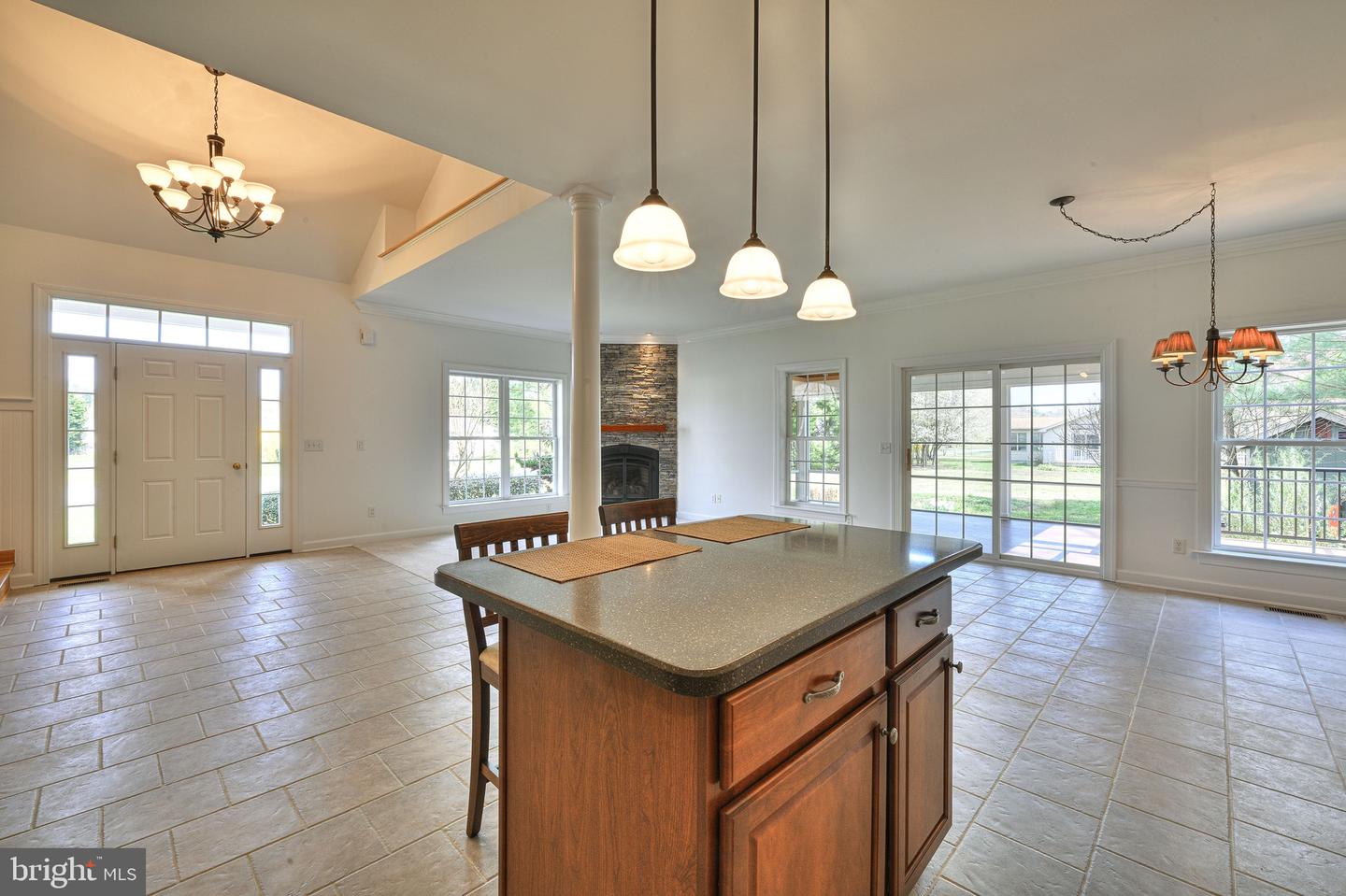 listing image