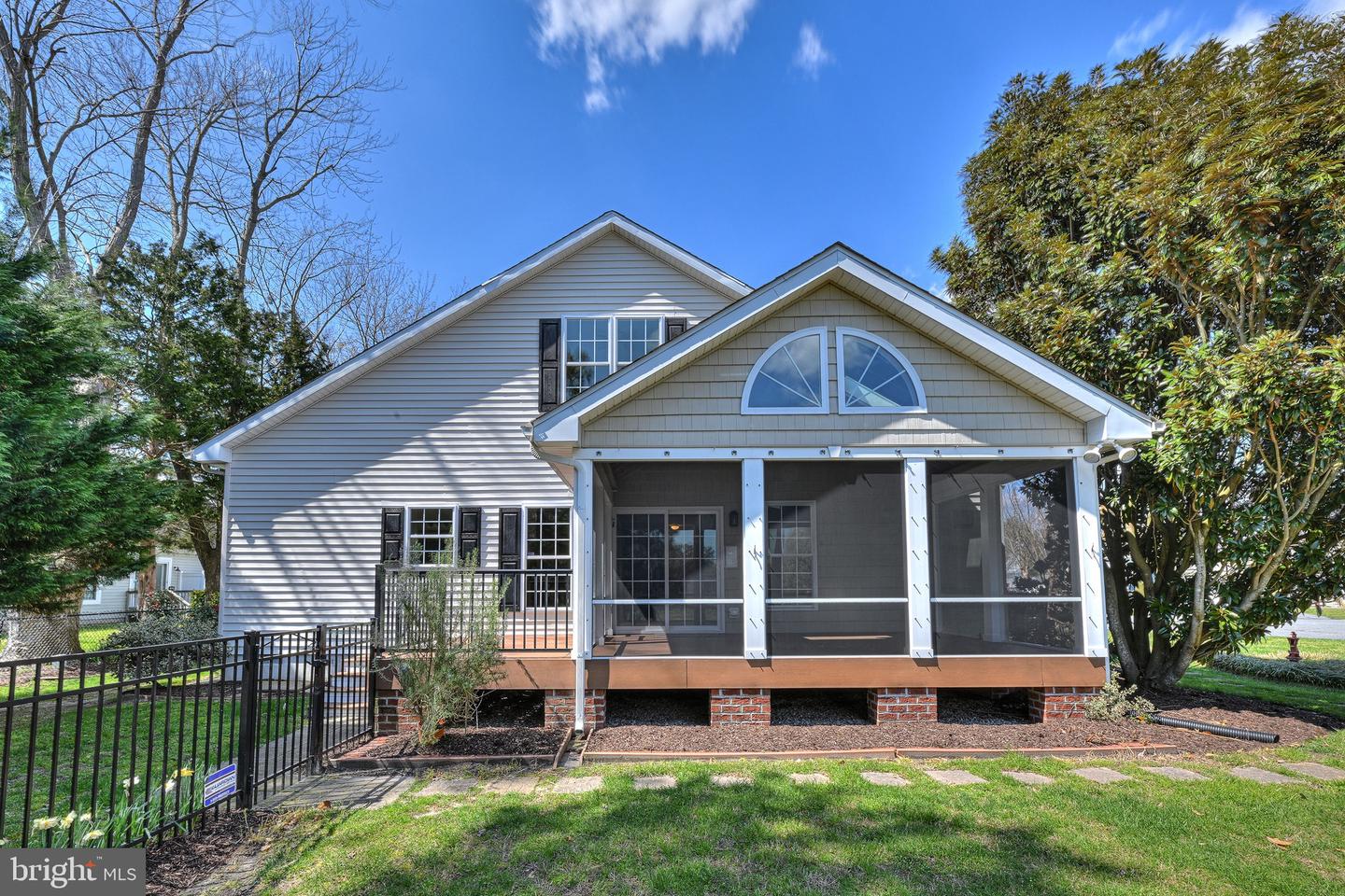 listing image