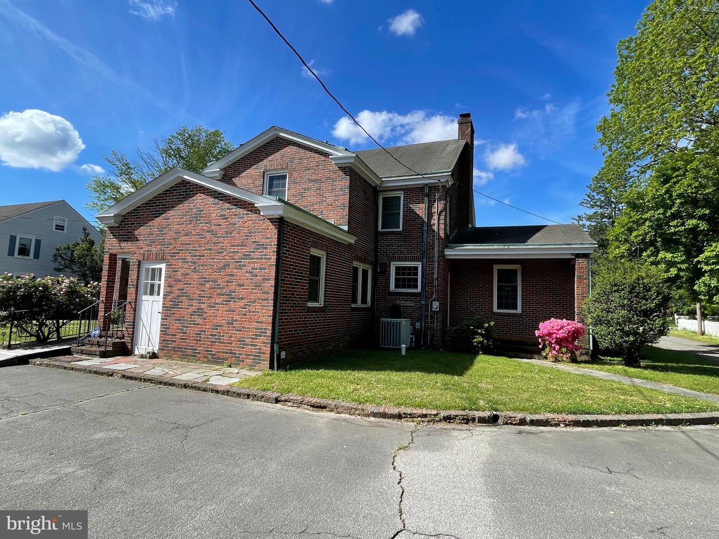 DESU2061652-803062708904-2025-03-04-15-18-25 15 W Clarke Ave | Milford, DE Real Estate For Sale | MLS# Desu2061652  - Jack Lingo REALTOR