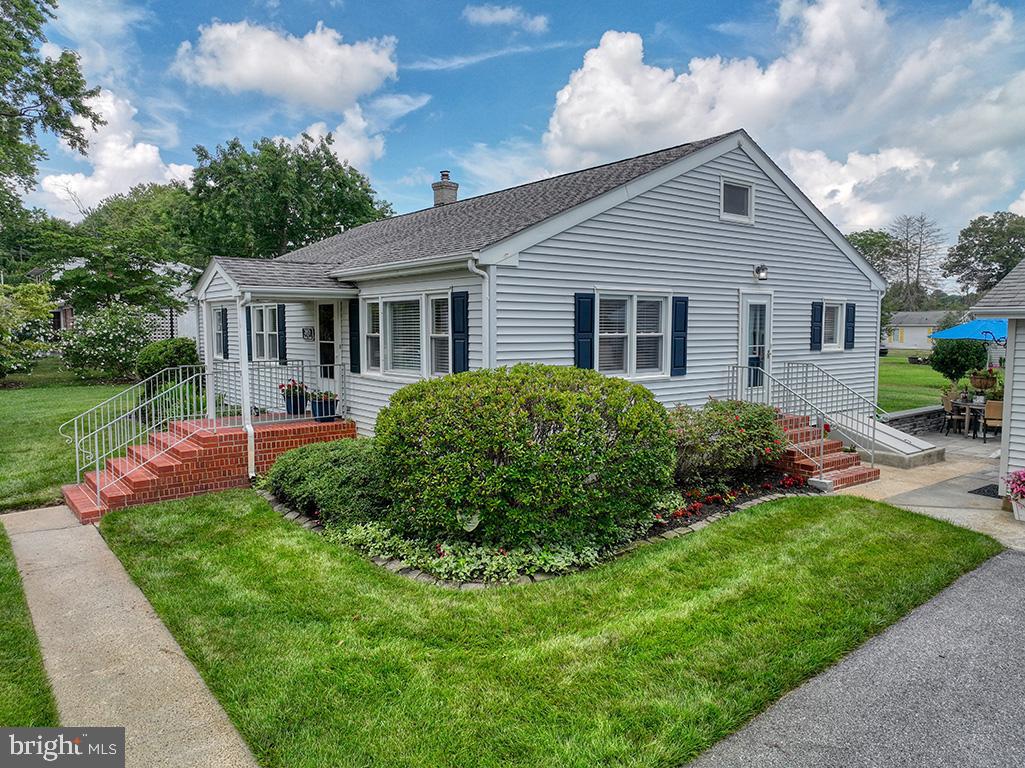 listing image