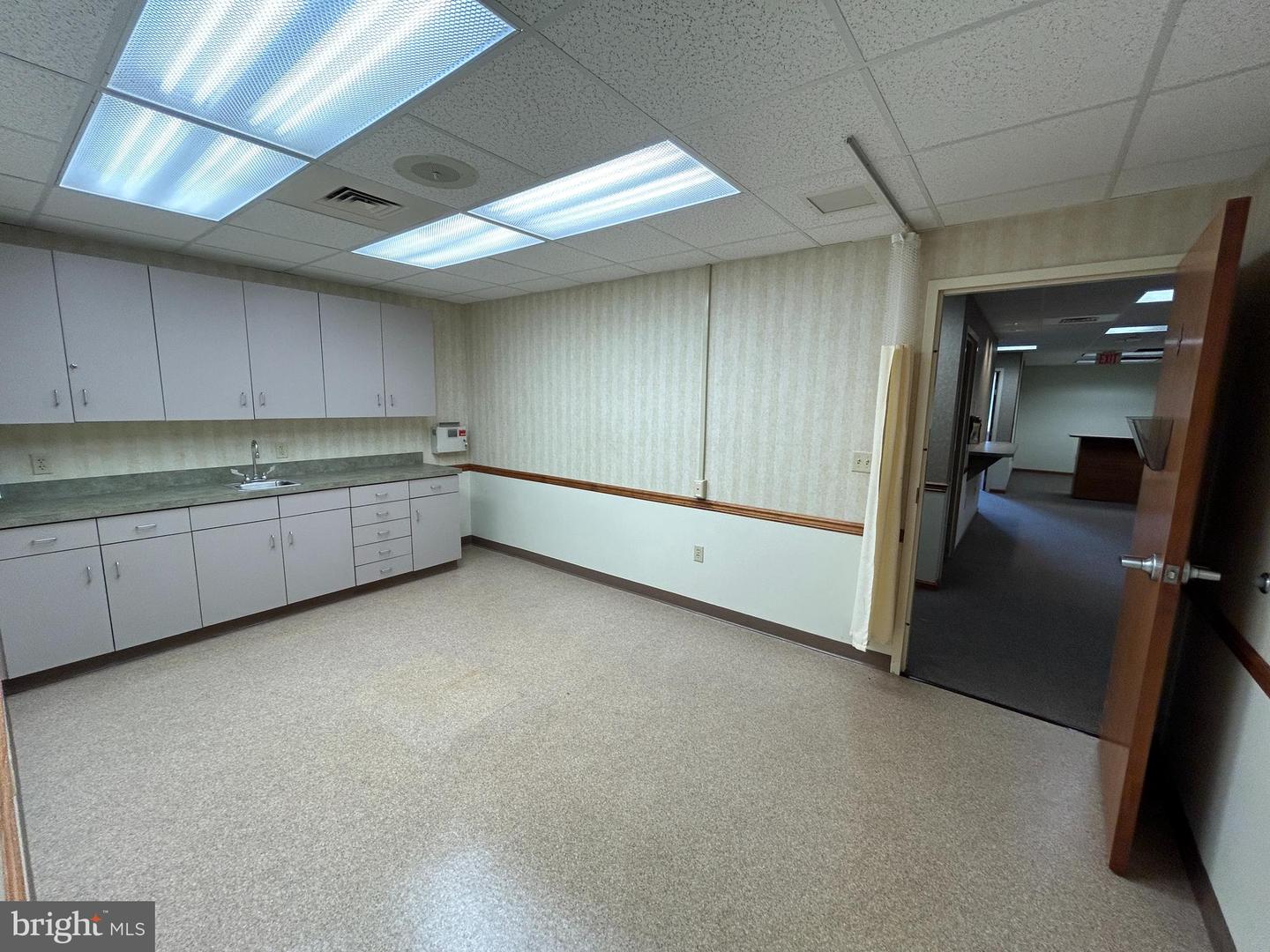 DESU2072508-803422638126-2025-09-30-18-36-18 543 N Shipley St #a/b | Seaford, DE Real Estate For Sale | MLS# Desu2072508 - Jack Lingo REALTOR DESU2072508-803422638126-2025-09-30-18-36-18 543 N Shipley St #a/b | Seaford, DE Real Estate For Sale | MLS# Desu2072508 - Jack Lingo REALTOR