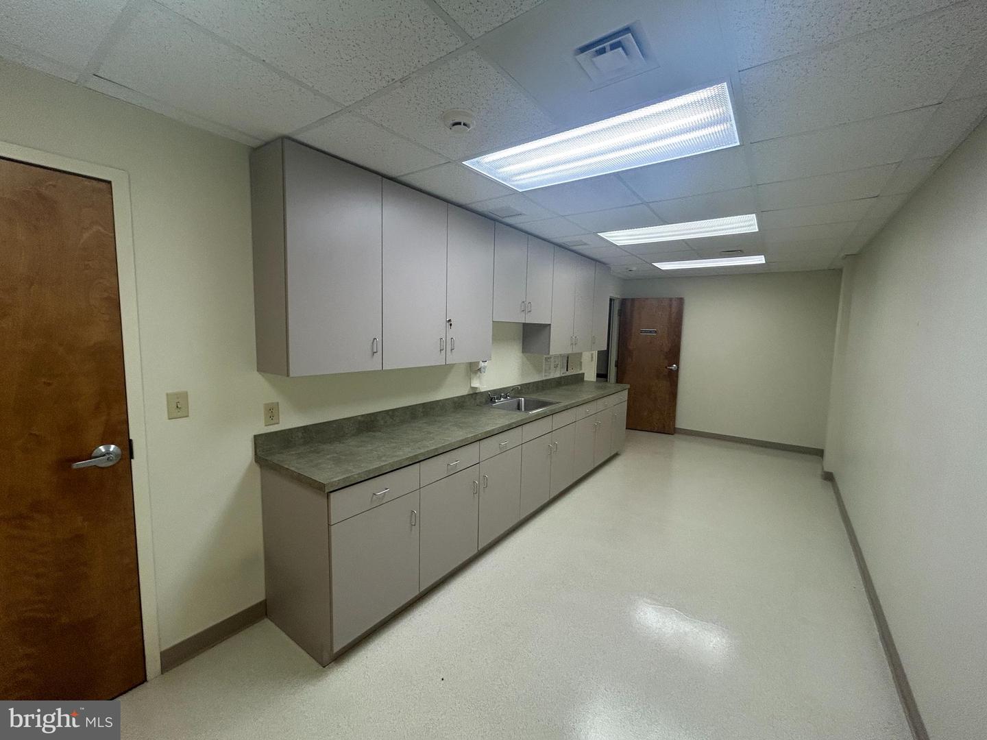 DESU2072508-803422638146-2025-09-30-18-36-17 543 N Shipley St #a/b | Seaford, DE Real Estate For Sale | MLS# Desu2072508 - Jack Lingo REALTOR DESU2072508-803422638146-2025-09-30-18-36-17 543 N Shipley St #a/b | Seaford, DE Real Estate For Sale | MLS# Desu2072508 - Jack Lingo REALTOR