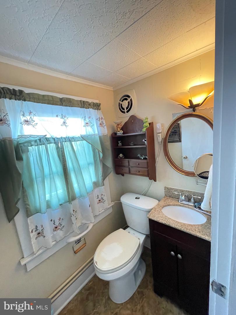 DESU2075884-803537435594-2024-12-22-17-14-31 211 W 6th St | Laurel, DE Real Estate For Sale | MLS# Desu2075884  - Jack Lingo REALTOR