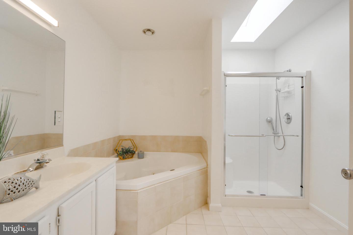 DESU2076366-803542630482-2025-04-25-09-55-57 24 Brooklyn Ave #e | Rehoboth Beach, DE Real Estate For Sale | MLS# Desu2076366  - Jack Lingo REALTOR