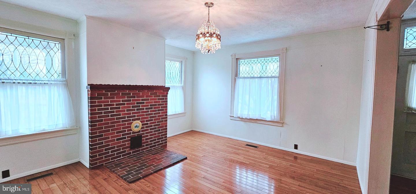 DESU2078658-803625457816-2025-04-27-22-10-01 321 S Walnut St | Milford, DE Real Estate For Sale | MLS# Desu2078658  - Jack Lingo REALTOR