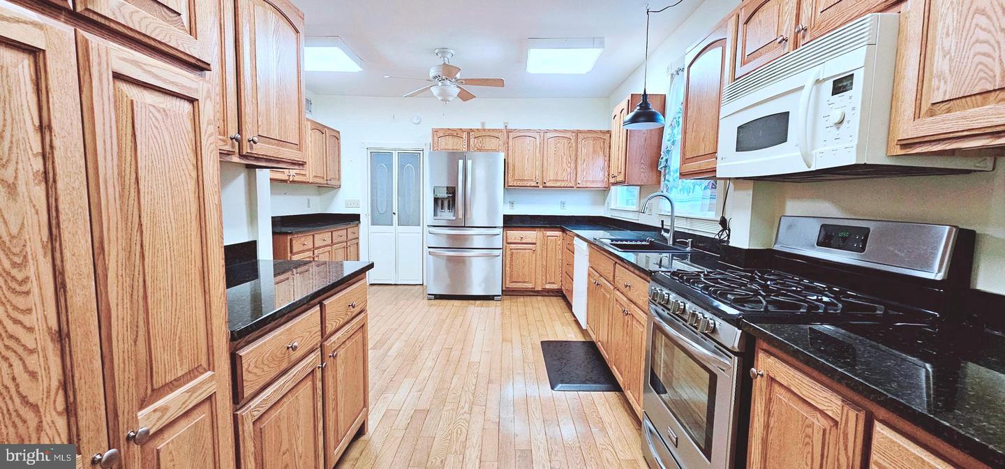 DESU2078658-803625458072-2025-04-27-22-10-01 321 S Walnut St | Milford, DE Real Estate For Sale | MLS# Desu2078658  - Jack Lingo REALTOR