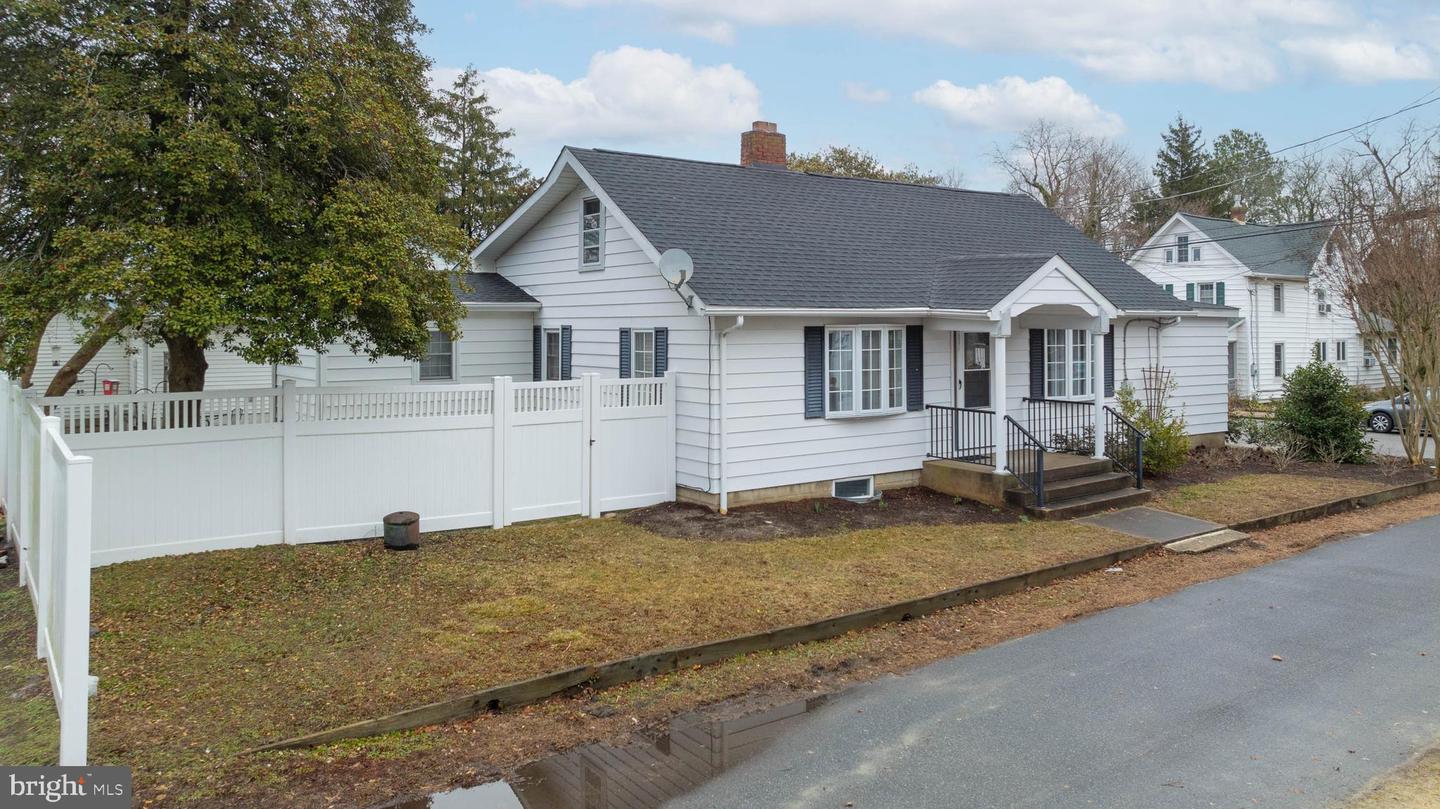 DESU2078826-803637957210-2025-04-11-11-53-57 312 Walnut St | Milton, DE Real Estate For Sale | MLS# Desu2078826  - Jack Lingo REALTOR