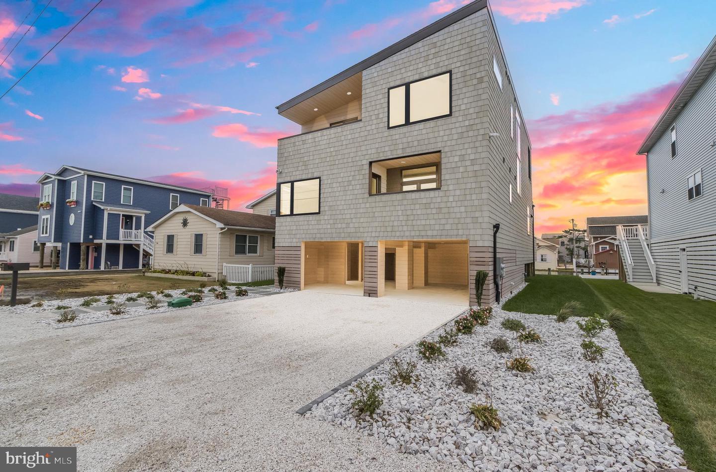DESU2079324-803641703856-2025-04-13-18-19-28 16 W Atlantic St | Fenwick Island, DE Real Estate For Sale | MLS# Desu2079324  - Jack Lingo REALTOR