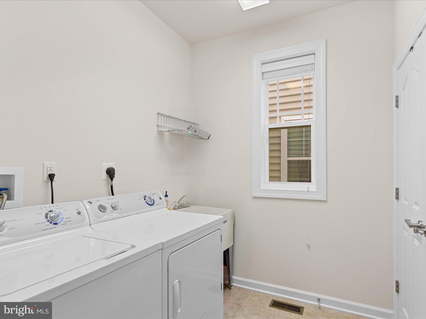 DESU2081044-803775904186-2025-06-14-13-12-52 23811 Pembroke Ln | Millville, DE Real Estate For Sale | MLS# Desu2081044  - Jack Lingo REALTOR