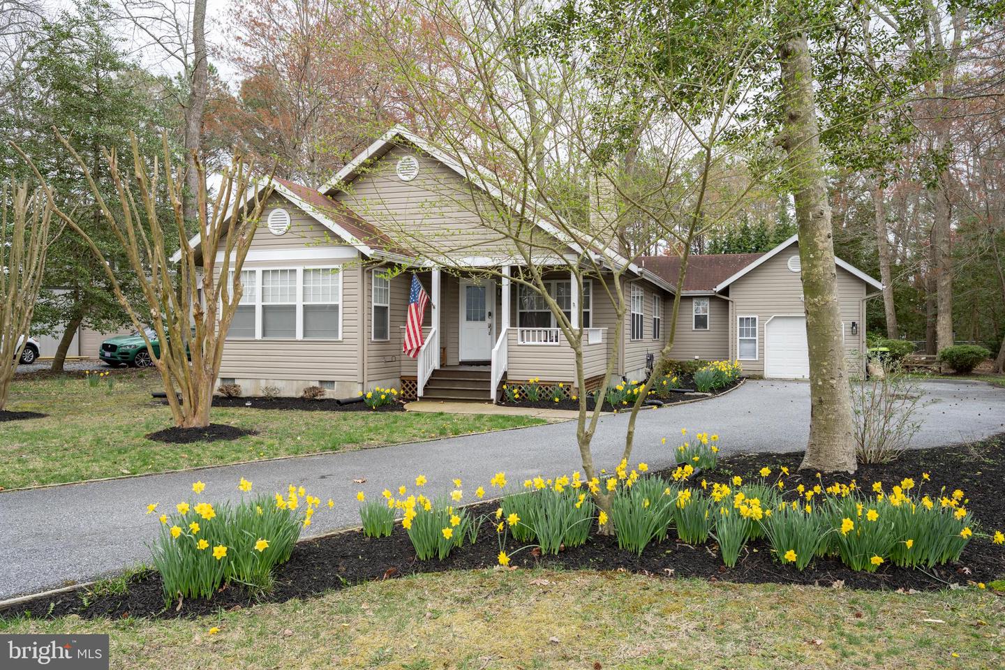 14 WOODS CIR, OCEAN VIEW, DE - Jack Lingo Realtor