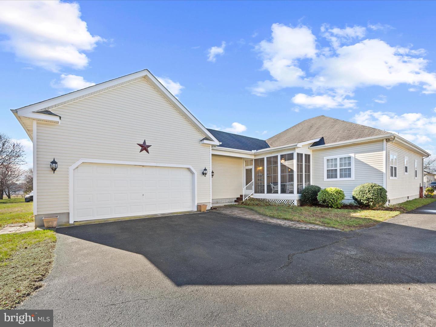 DESU2082054-803721902526-2025-03-27-00-23-47 6 Homestead Blvd | Milford, DE Real Estate For Sale | MLS# Desu2082054  - Jack Lingo REALTOR