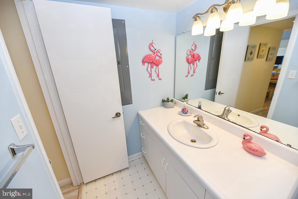DESU2082308-803736626852-2025-04-04-12-47-05 33597 Center Ct #1205 | Bethany Beach, DE Real Estate For Sale | MLS# Desu2082308  - Jack Lingo REALTOR