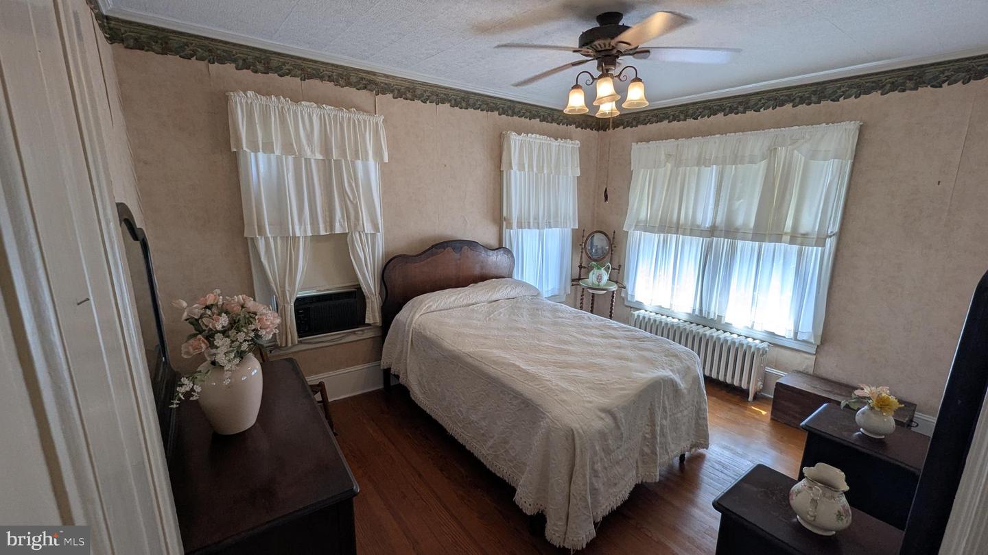 DESU2083448-803934576246-2025-06-16-16-48-55 121 S Conwell St | Seaford, DE Real Estate For Sale | MLS# Desu2083448  - Jack Lingo REALTOR