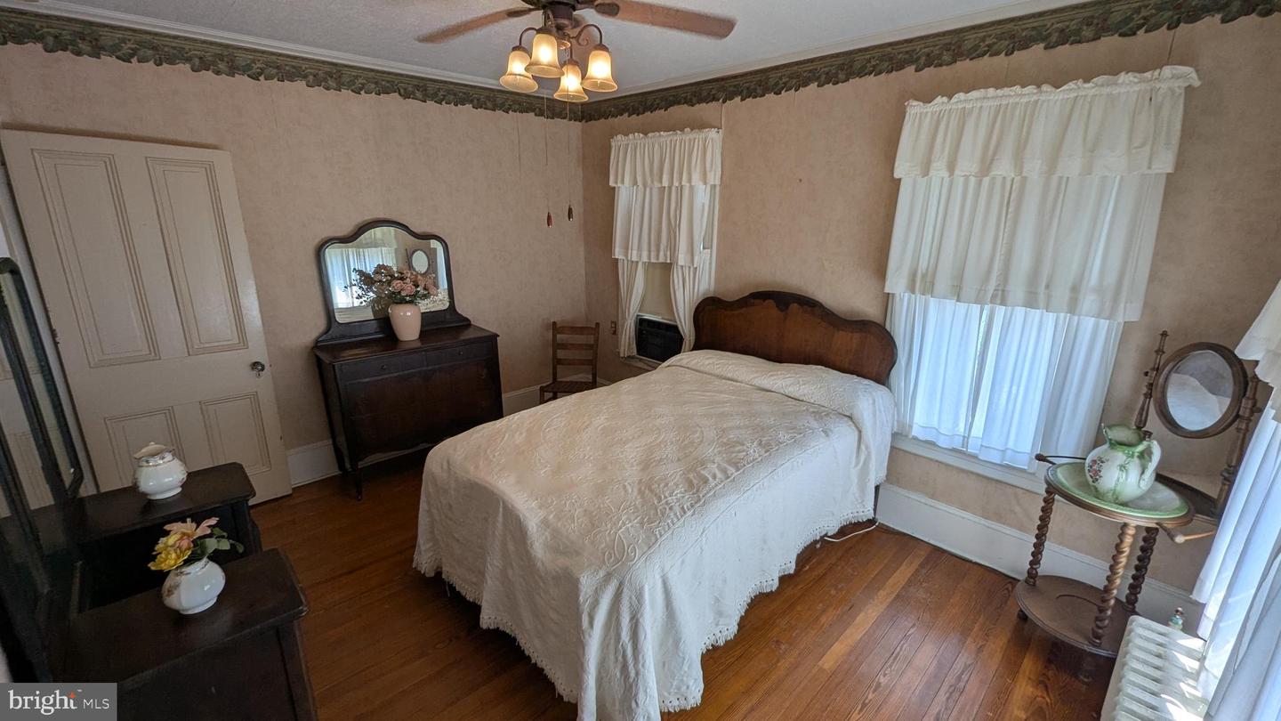 DESU2083448-803934577092-2025-06-16-16-48-48 121 S Conwell St | Seaford, DE Real Estate For Sale | MLS# Desu2083448  - Jack Lingo REALTOR