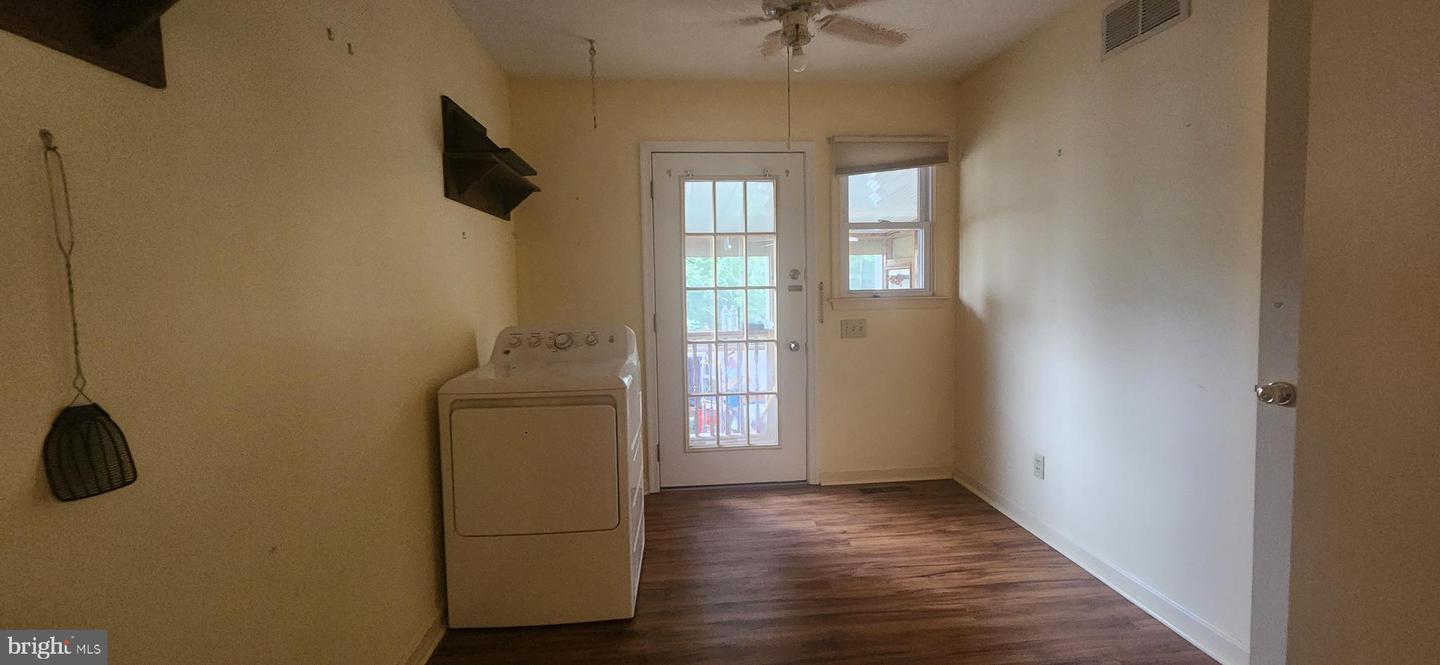 DESU2084070-803888712074-2025-05-28-13-12-07 209 N Pine St | Seaford, DE Real Estate For Sale | MLS# Desu2084070  - Jack Lingo REALTOR