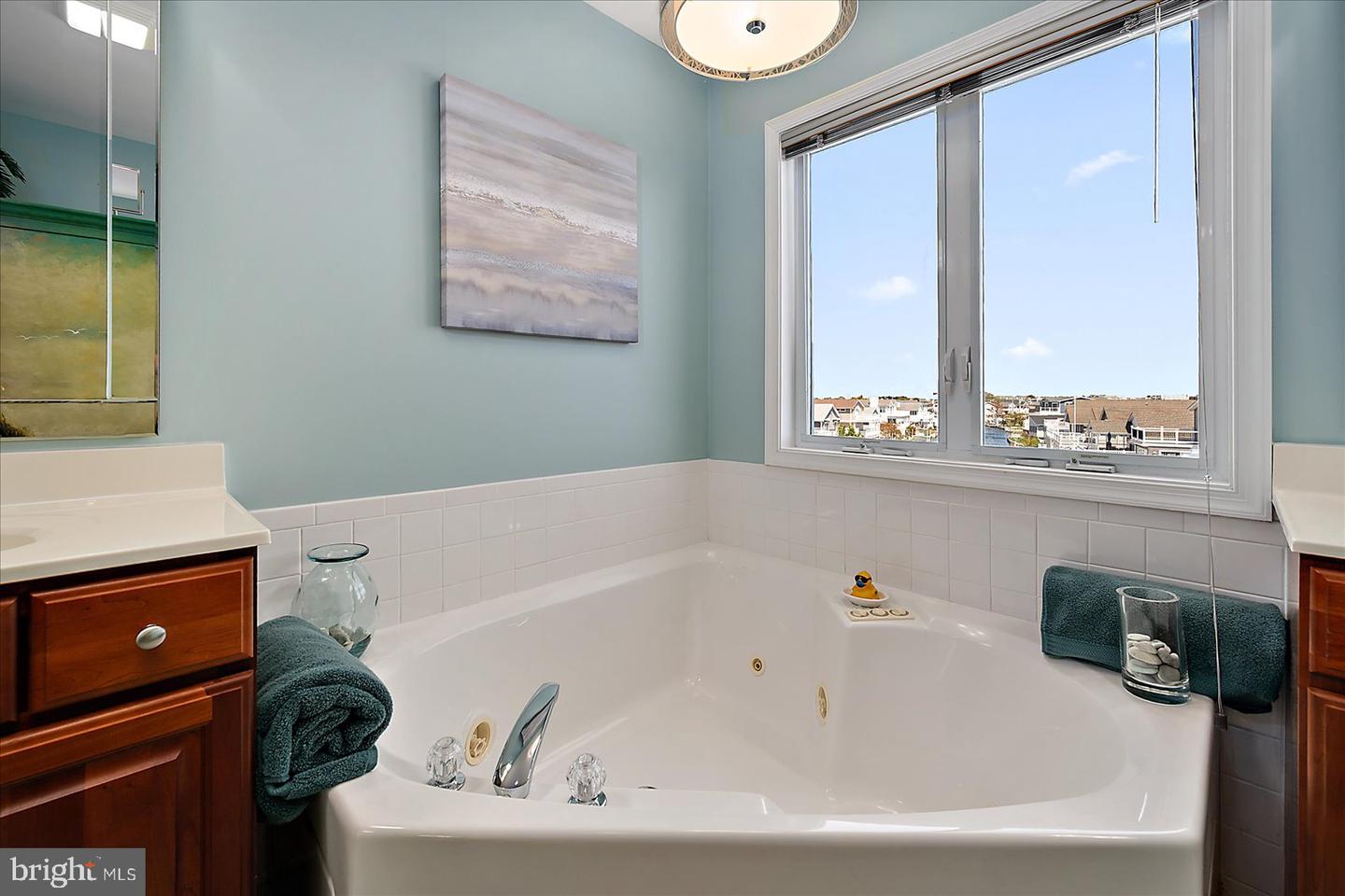 DESU2084410-803816866012-2025-05-01-21-51-33 39078 Beacon Dr #18 | Fenwick Island, DE Real Estate For Sale | MLS# Desu2084410  - Jack Lingo REALTOR