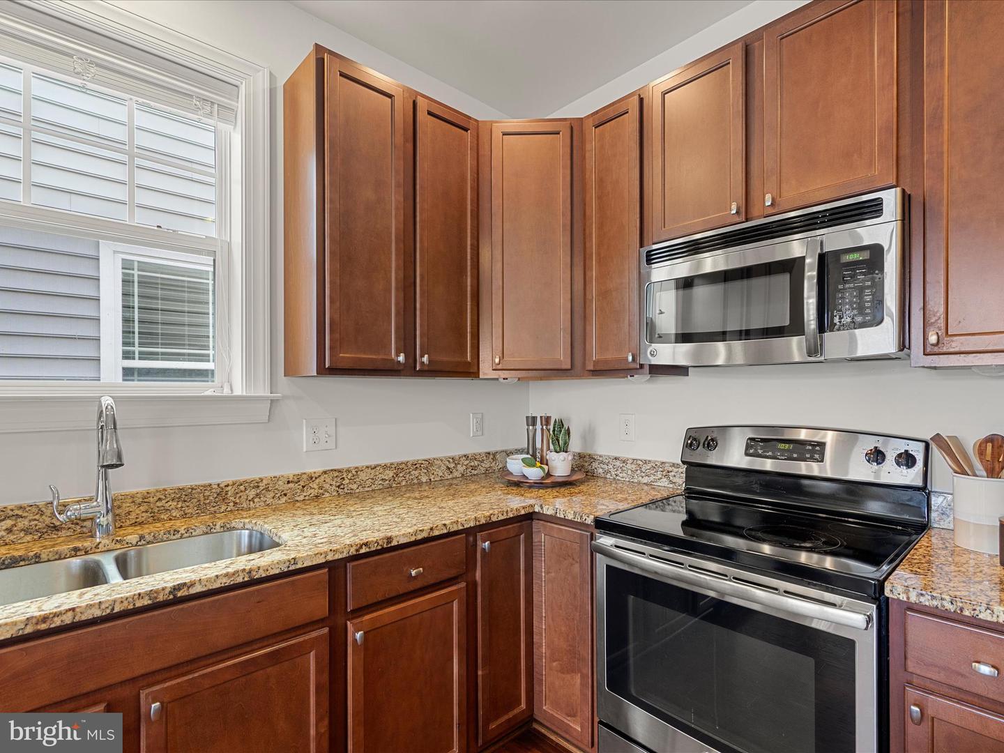 DESU2084610-803859191682-2025-05-16-06-44-16 35984 Huntington St | Millville, DE Real Estate For Sale | MLS# Desu2084610  - Jack Lingo REALTOR