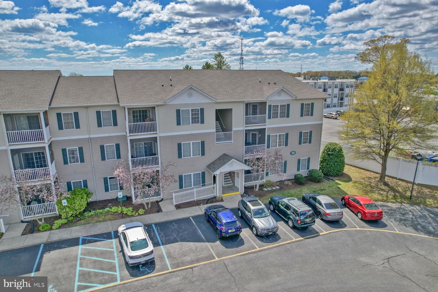 200 PEBBLE DR #224, REHOBOTH BEACH, DE - Jack Lingo Realtor