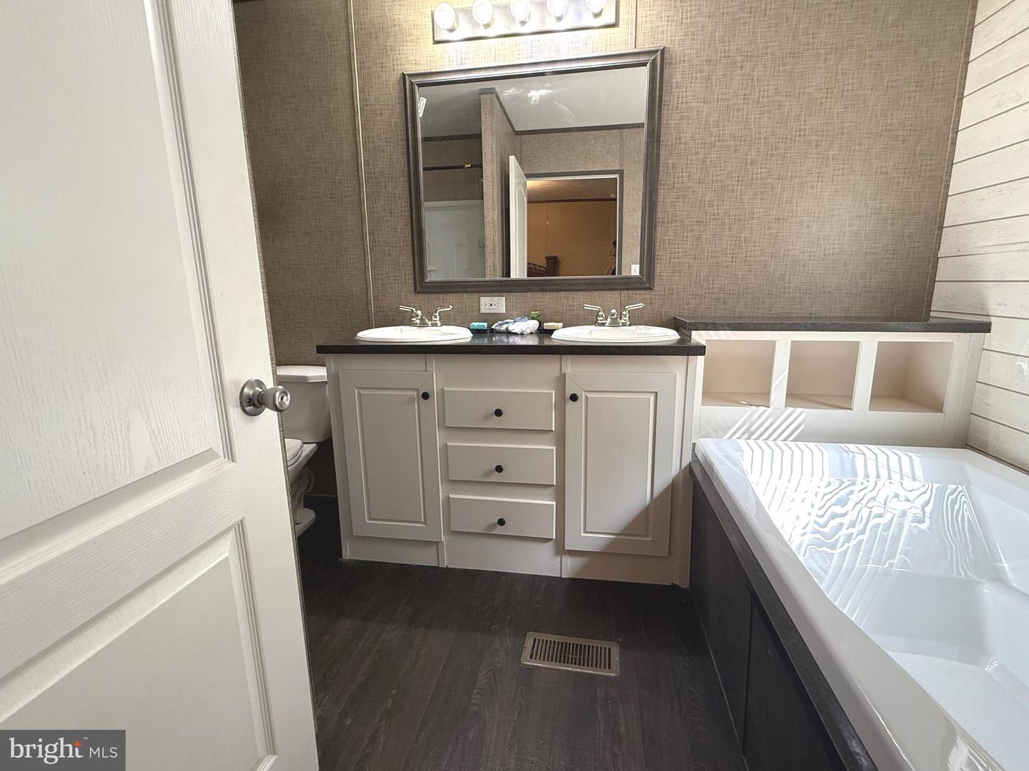 DESU2086154-803884853740-2025-06-16-21-43-56 6 Shannon Street | Delmar, DE Real Estate For Sale | MLS# Desu2086154  - Jack Lingo REALTOR