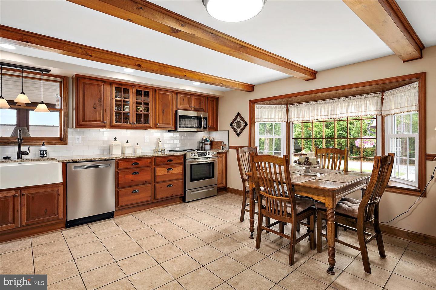 listing image