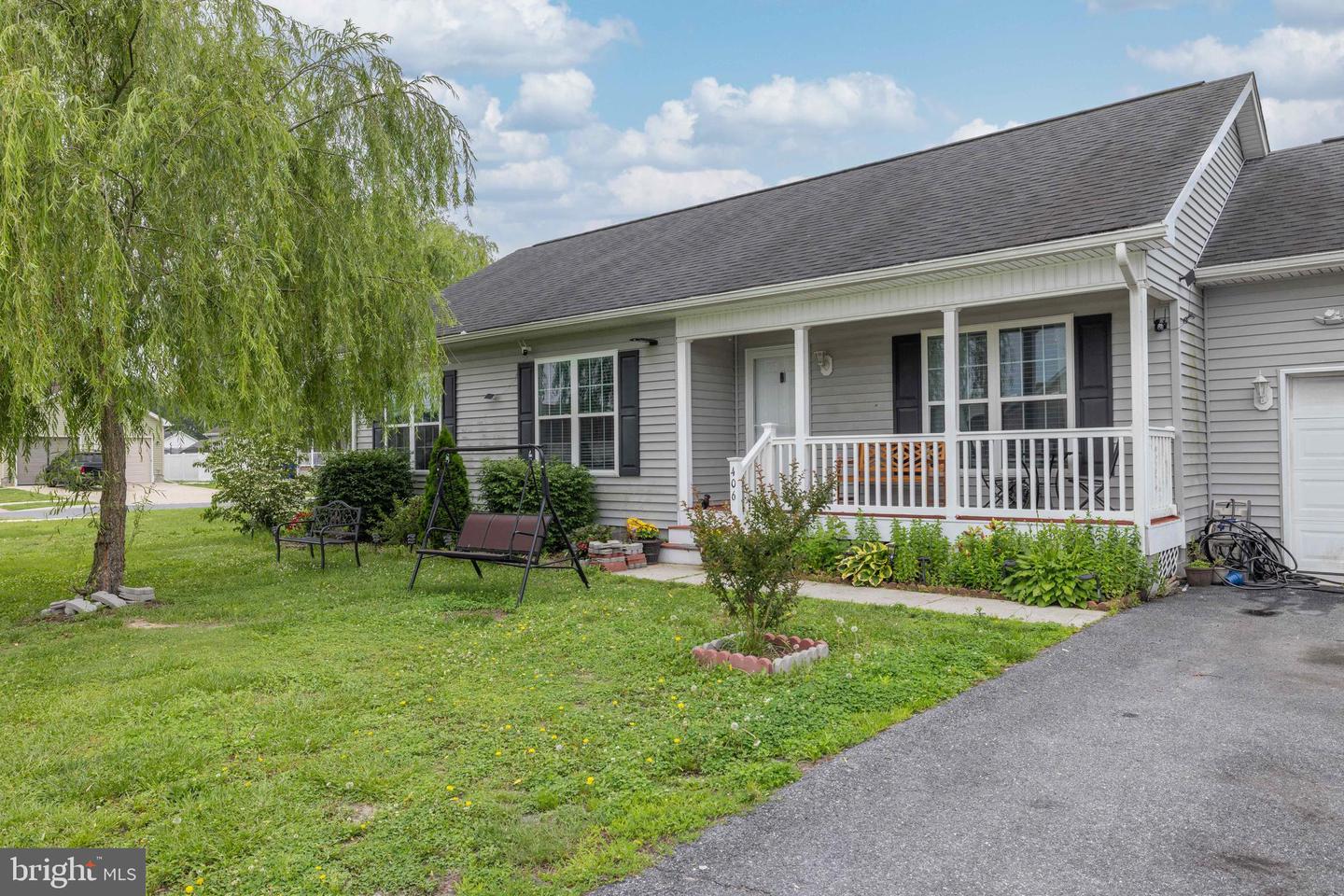 DESU2088374-803925503996-2025-06-14-00-18-13 406 Gladys St | Ellendale, DE Real Estate For Sale | MLS# Desu2088374  - Jack Lingo REALTOR