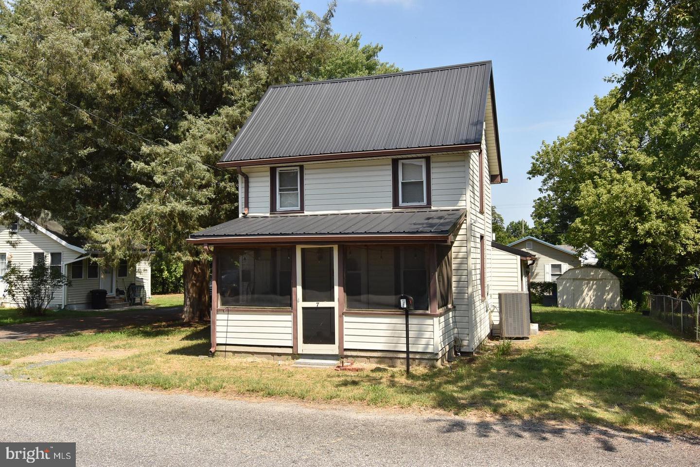 7 W 7TH, BLADES, DE - Jack Lingo Realtor