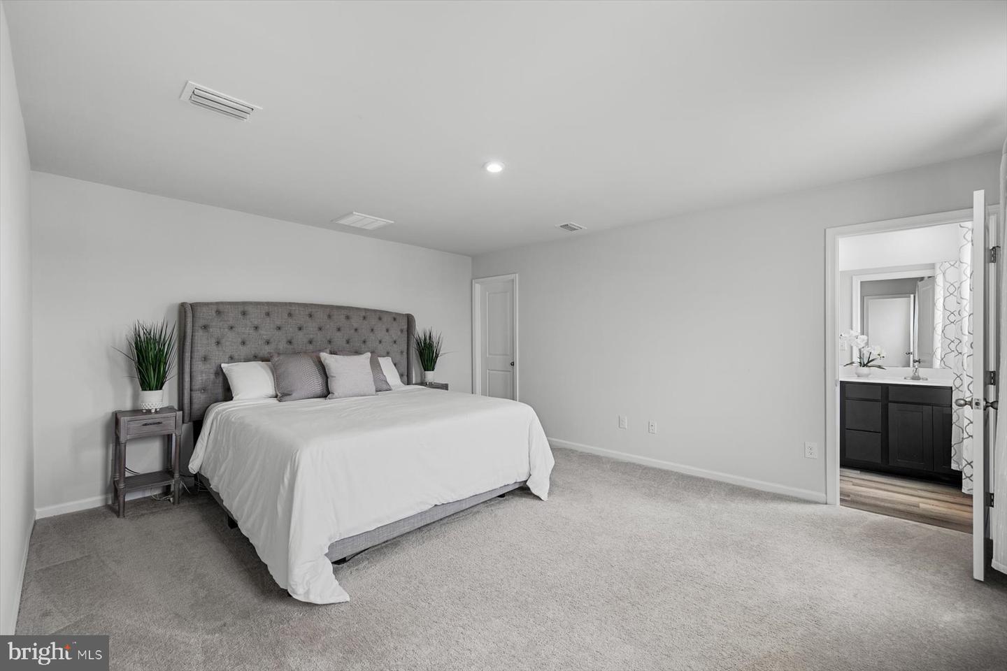 DESU2090990-804024174002-2025-07-18-20-39-25 25224 Saltwater Cir | Selbyville, DE Real Estate For Sale | MLS# Desu2090990  - Jack Lingo REALTOR
