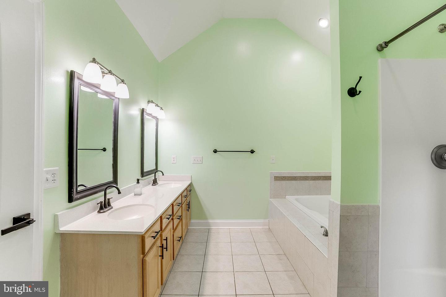 DESU2091660-804069565502-2025-10-08-17-06-11 33015 Forest Knoll Dr | Laurel, DE Real Estate For Sale | MLS# Desu2091660 - Jack Lingo REALTOR DESU2091660-804069565502-2025-10-08-17-06-11 33015 Forest Knoll Dr | Laurel, DE Real Estate For Sale | MLS# Desu2091660 - Jack Lingo REALTOR