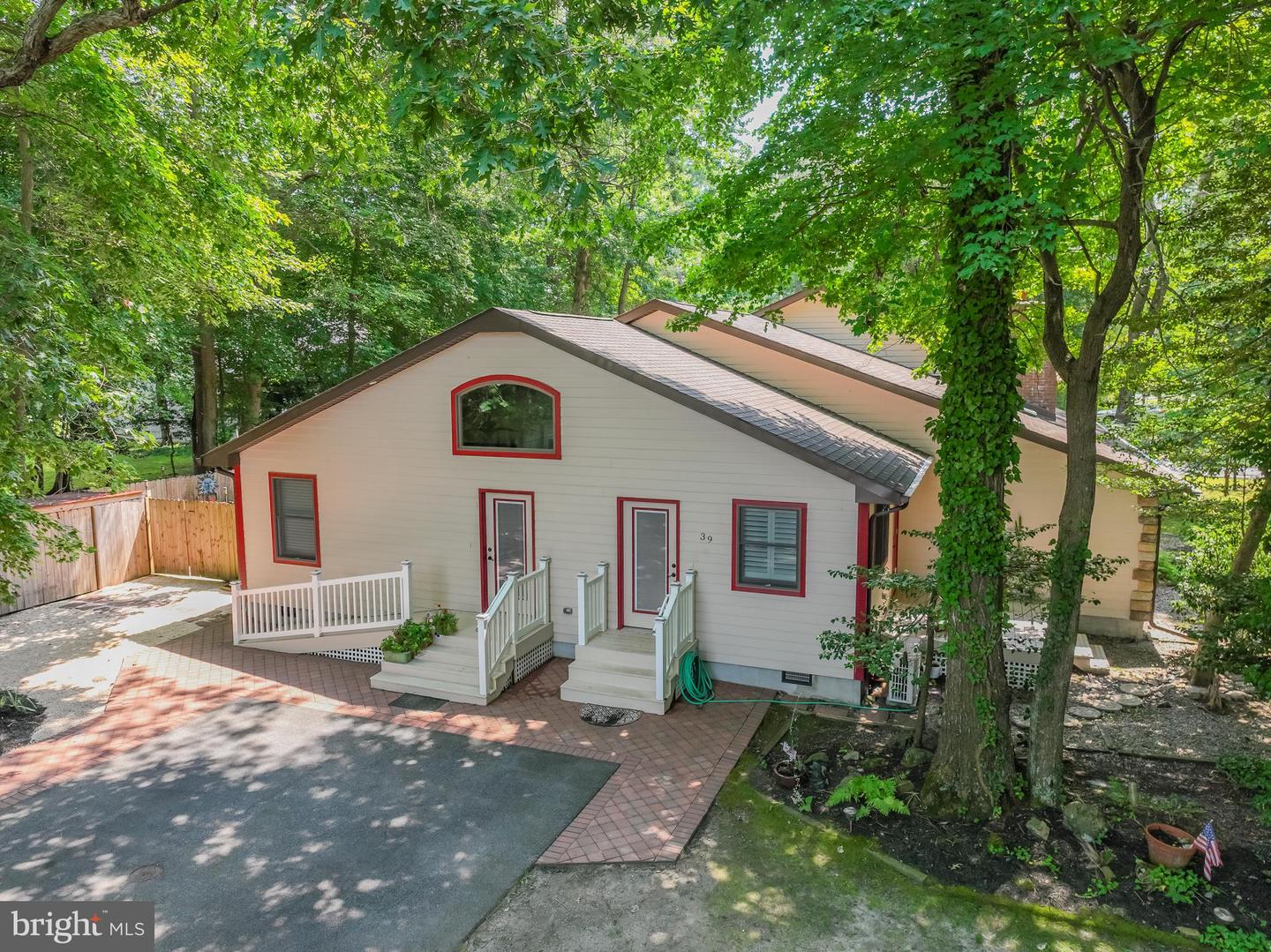 DESU2092280-804066565978-2025-09-15-16-51-20 39 N Primrose Ln | Ocean View, DE Real Estate For Sale | MLS# Desu2092280  - Jack Lingo REALTOR