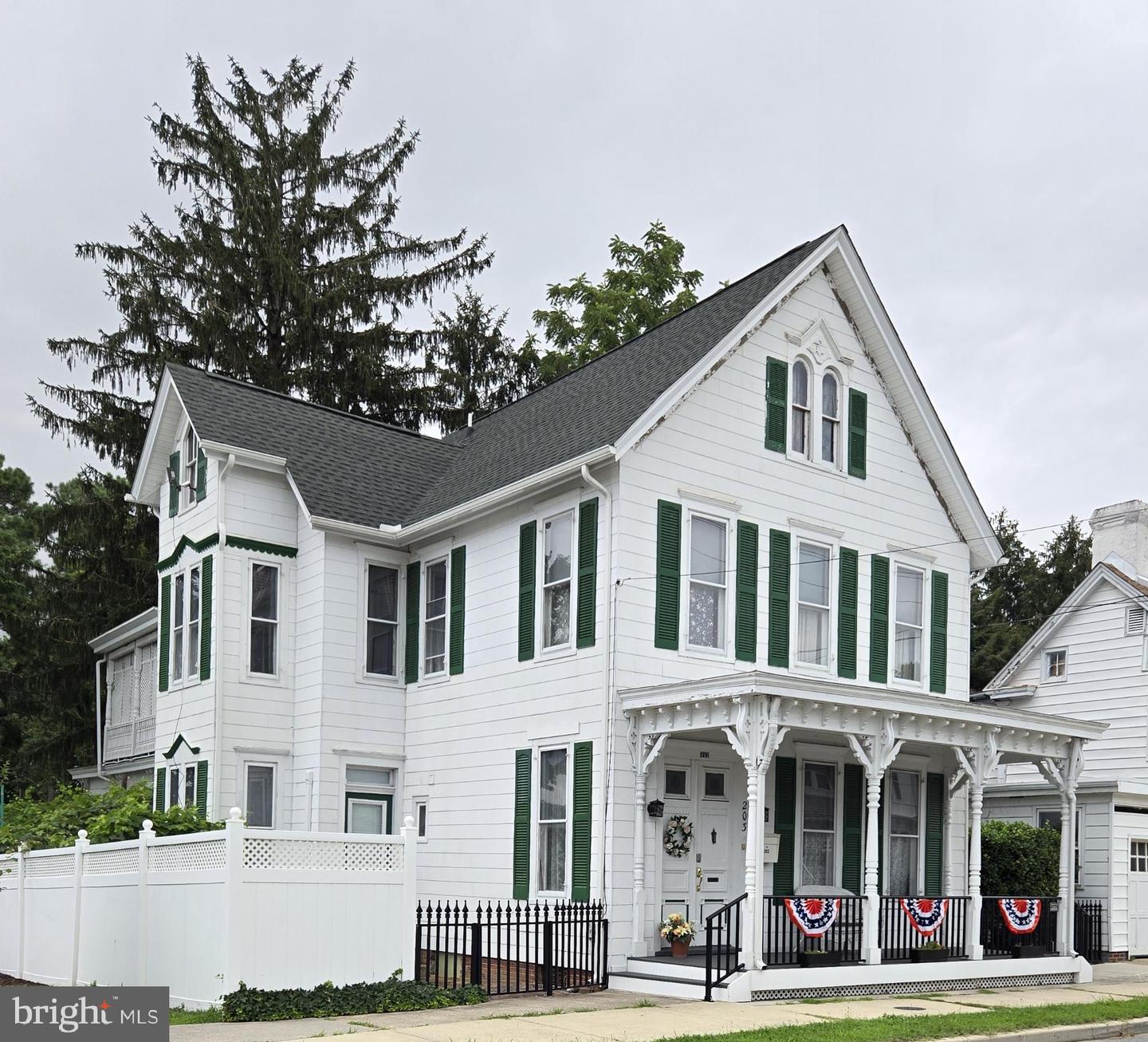 listing image