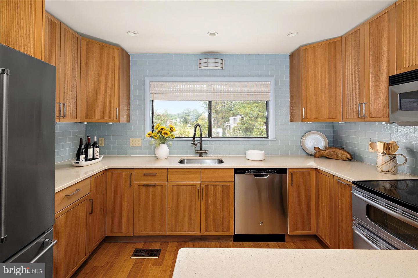 DESU2092472-804167683578-2025-11-14-13-55-38 4 Snug Harbor Ct #7 | Rehoboth Beach, DE Real Estate For Sale | MLS# Desu2092472 - Jack Lingo REALTOR DESU2092472-804167683578-2025-11-14-13-55-38 4 Snug Harbor Ct #7 | Rehoboth Beach, DE Real Estate For Sale | MLS# Desu2092472 - Jack Lingo REALTOR