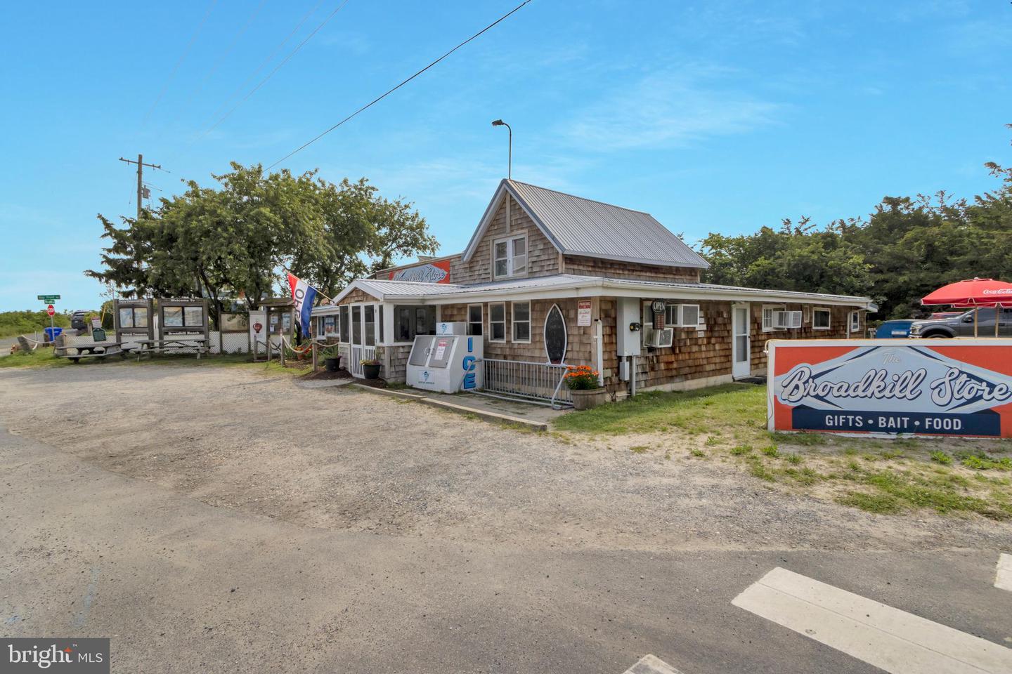 DESU2092528-804075034510-2025-08-18-15-28-00 2 S Bay Shore Dr | Milton, DE Real Estate For Sale | MLS# Desu2092528  - Jack Lingo REALTOR