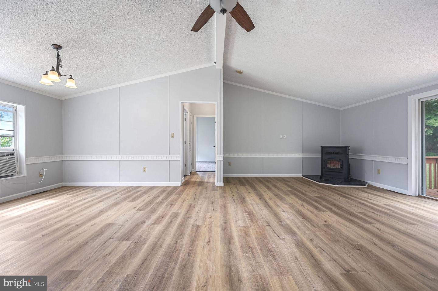 DESU2093140-804106944312-2025-08-21-15-10-46 112 E Holly Dr | Lincoln, DE Real Estate For Sale | MLS# Desu2093140  - Jack Lingo REALTOR