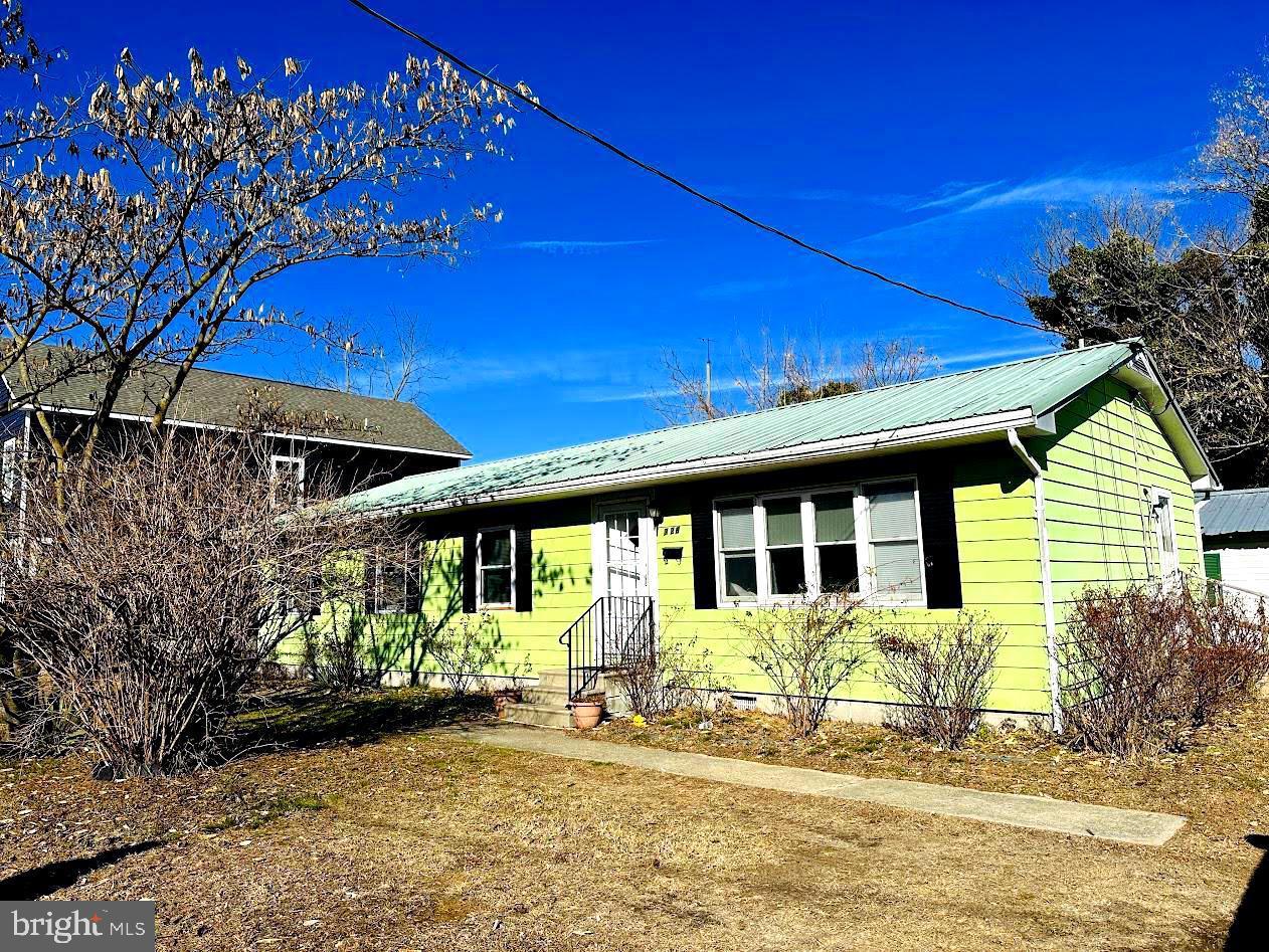 DESU2093380-804110140590-2025-08-23-13-55-28 728 Woolford St | Seaford, DE Real Estate For Sale | MLS# Desu2093380  - Jack Lingo REALTOR