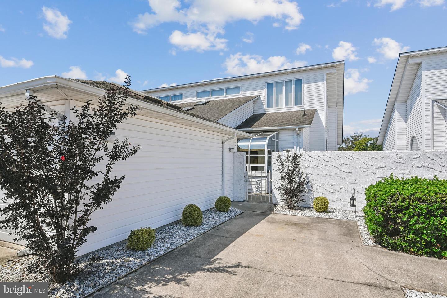 DESU2095874-804150288762-2025-09-08-13-45-34 7 Hunters Pt #7 | Millsboro, DE Real Estate For Sale | MLS# Desu2095874  - Jack Lingo REALTOR