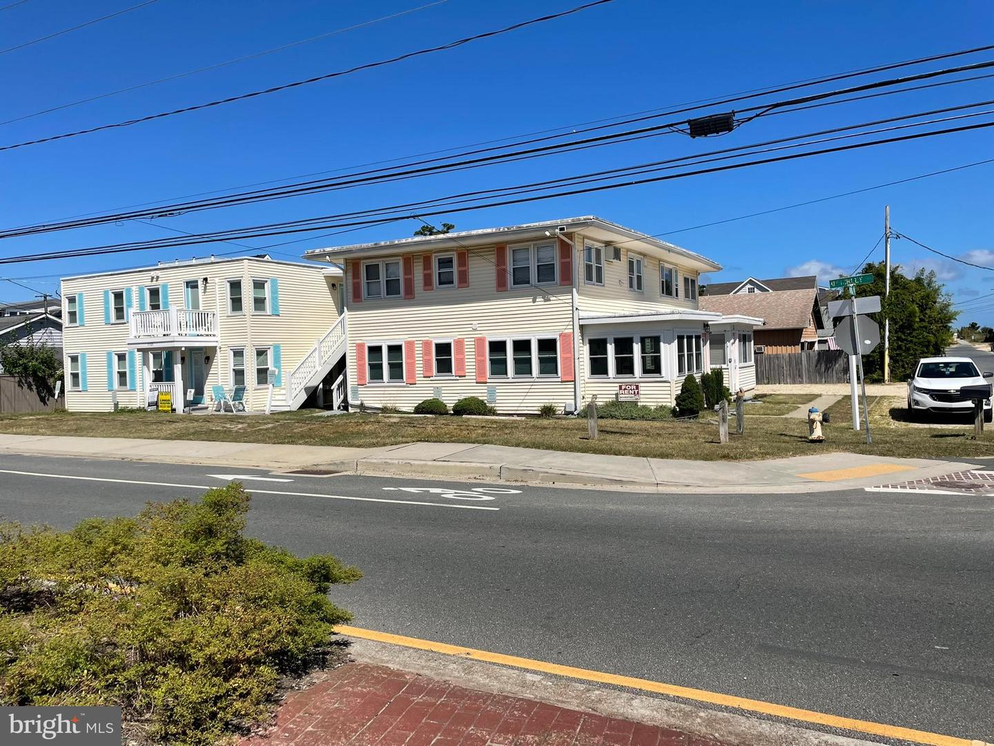 DESU2095900-804145282550-2025-09-15-22-39-17 21 Houston St #7 | Dewey Beach, DE Real Estate For Sale | MLS# Desu2095900  - Jack Lingo REALTOR DESU2095900-804145282550-2025-09-15-22-39-17 21 Houston St #7 | Dewey Beach, DE Real Estate For Sale | MLS# Desu2095900  - Jack Lingo REALTOR