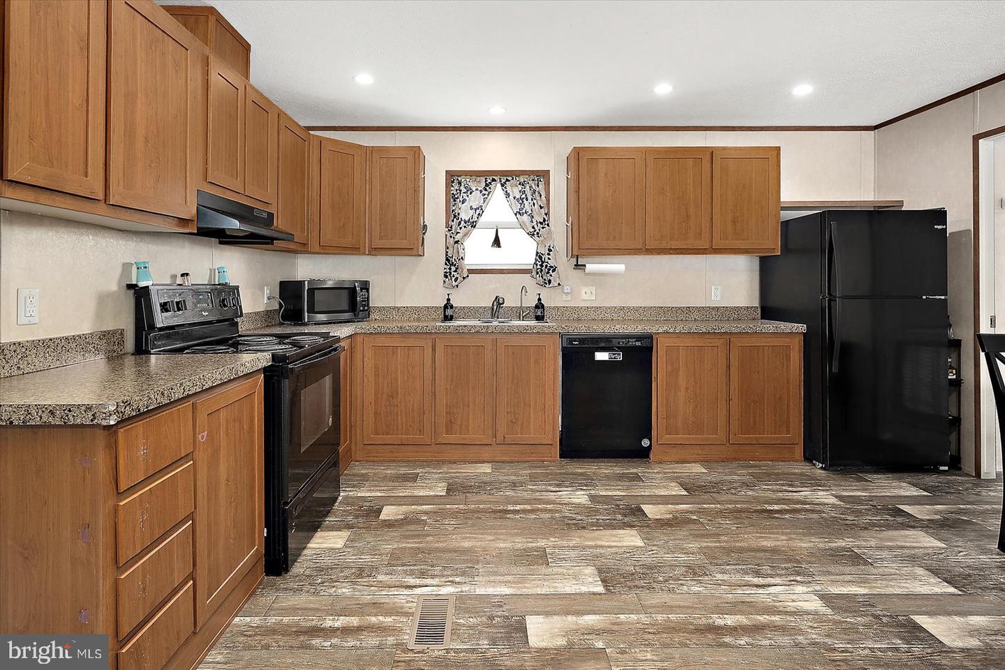 DESU2096220-804152963386-2025-09-12-00-15-26 38259 Dirt Ln | Selbyville, DE Real Estate For Sale | MLS# Desu2096220  - Jack Lingo REALTOR