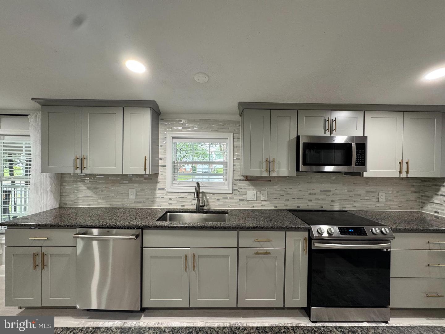 DESU2097768-804202159616-2025-10-02-22-17-40 5 Emery Cir | Delmar, DE Real Estate For Sale | MLS# Desu2097768 - Jack Lingo REALTOR DESU2097768-804202159616-2025-10-02-22-17-40 5 Emery Cir | Delmar, DE Real Estate For Sale | MLS# Desu2097768 - Jack Lingo REALTOR