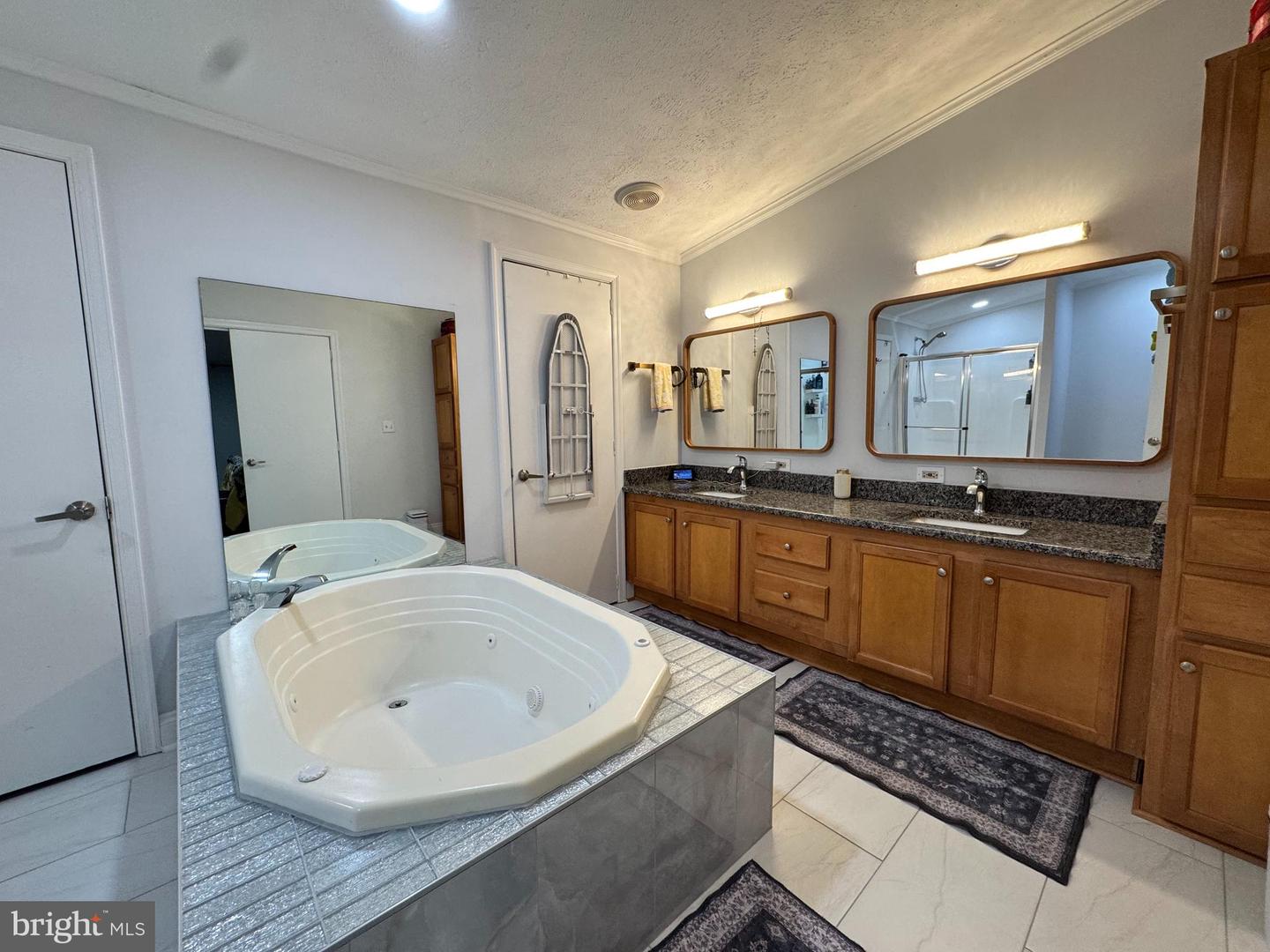 DESU2097768-804202160970-2025-10-02-22-17-41 5 Emery Cir | Delmar, DE Real Estate For Sale | MLS# Desu2097768 - Jack Lingo REALTOR DESU2097768-804202160970-2025-10-02-22-17-41 5 Emery Cir | Delmar, DE Real Estate For Sale | MLS# Desu2097768 - Jack Lingo REALTOR