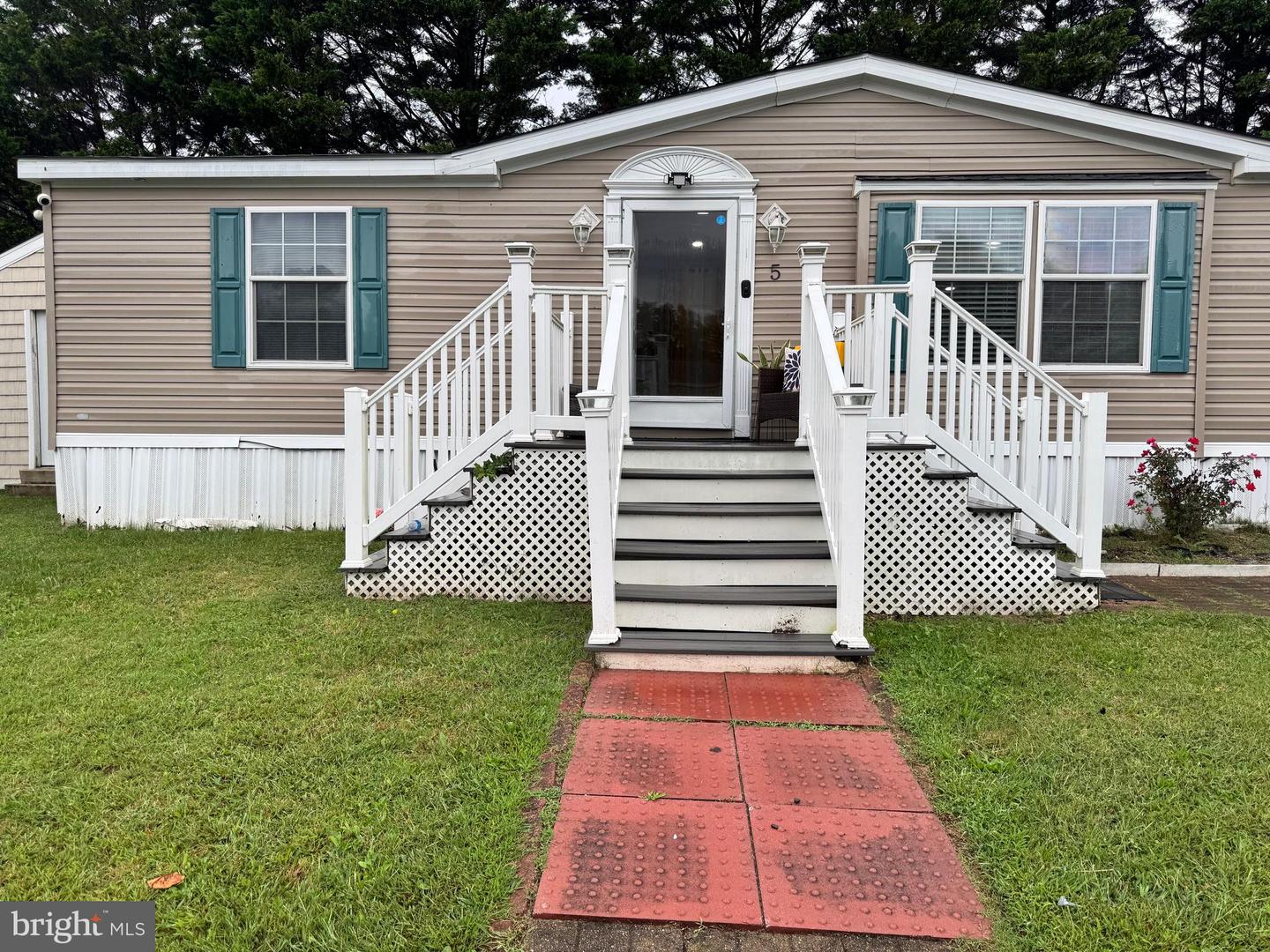 DESU2097768-804202162968-2025-10-02-22-17-40 5 Emery Cir | Delmar, DE Real Estate For Sale | MLS# Desu2097768 - Jack Lingo REALTOR DESU2097768-804202162968-2025-10-02-22-17-40 5 Emery Cir | Delmar, DE Real Estate For Sale | MLS# Desu2097768 - Jack Lingo REALTOR