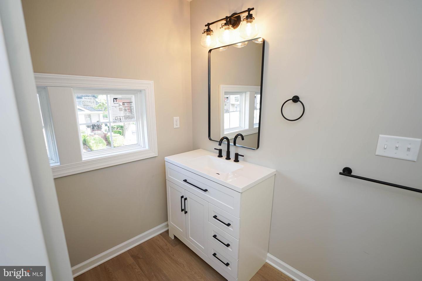 DESU2097848-804206461046-2025-09-30-10-22-05 406 Delaware Ave | Delmar, DE Real Estate For Sale | MLS# Desu2097848 - Jack Lingo REALTOR DESU2097848-804206461046-2025-09-30-10-22-05 406 Delaware Ave | Delmar, DE Real Estate For Sale | MLS# Desu2097848 - Jack Lingo REALTOR