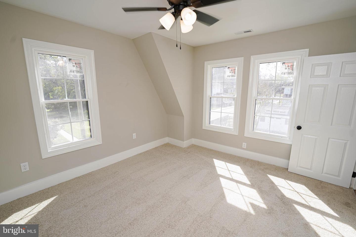 DESU2097848-804206466042-2025-09-30-10-22-04 406 Delaware Ave | Delmar, DE Real Estate For Sale | MLS# Desu2097848 - Jack Lingo REALTOR DESU2097848-804206466042-2025-09-30-10-22-04 406 Delaware Ave | Delmar, DE Real Estate For Sale | MLS# Desu2097848 - Jack Lingo REALTOR