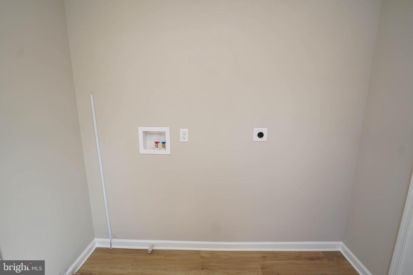 DESU2097848-804206503462-2025-09-30-10-22-06 406 Delaware Ave | Delmar, DE Real Estate For Sale | MLS# Desu2097848 - Jack Lingo REALTOR DESU2097848-804206503462-2025-09-30-10-22-06 406 Delaware Ave | Delmar, DE Real Estate For Sale | MLS# Desu2097848 - Jack Lingo REALTOR