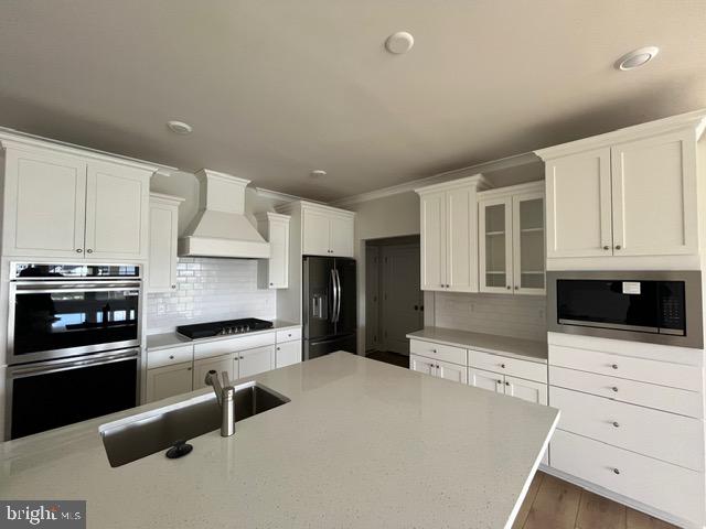 listing image
