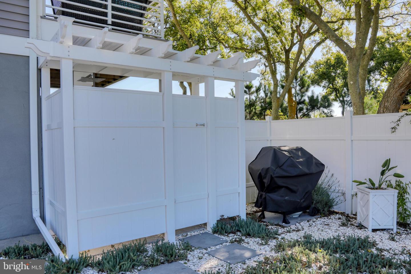 DESU2098410-804229332500-2025-10-08-16-27-43 205 E Savannah Rd | Lewes, DE Real Estate For Sale | MLS# Desu2098410 - Jack Lingo REALTOR DESU2098410-804229332500-2025-10-08-16-27-43 205 E Savannah Rd | Lewes, DE Real Estate For Sale | MLS# Desu2098410 - Jack Lingo REALTOR