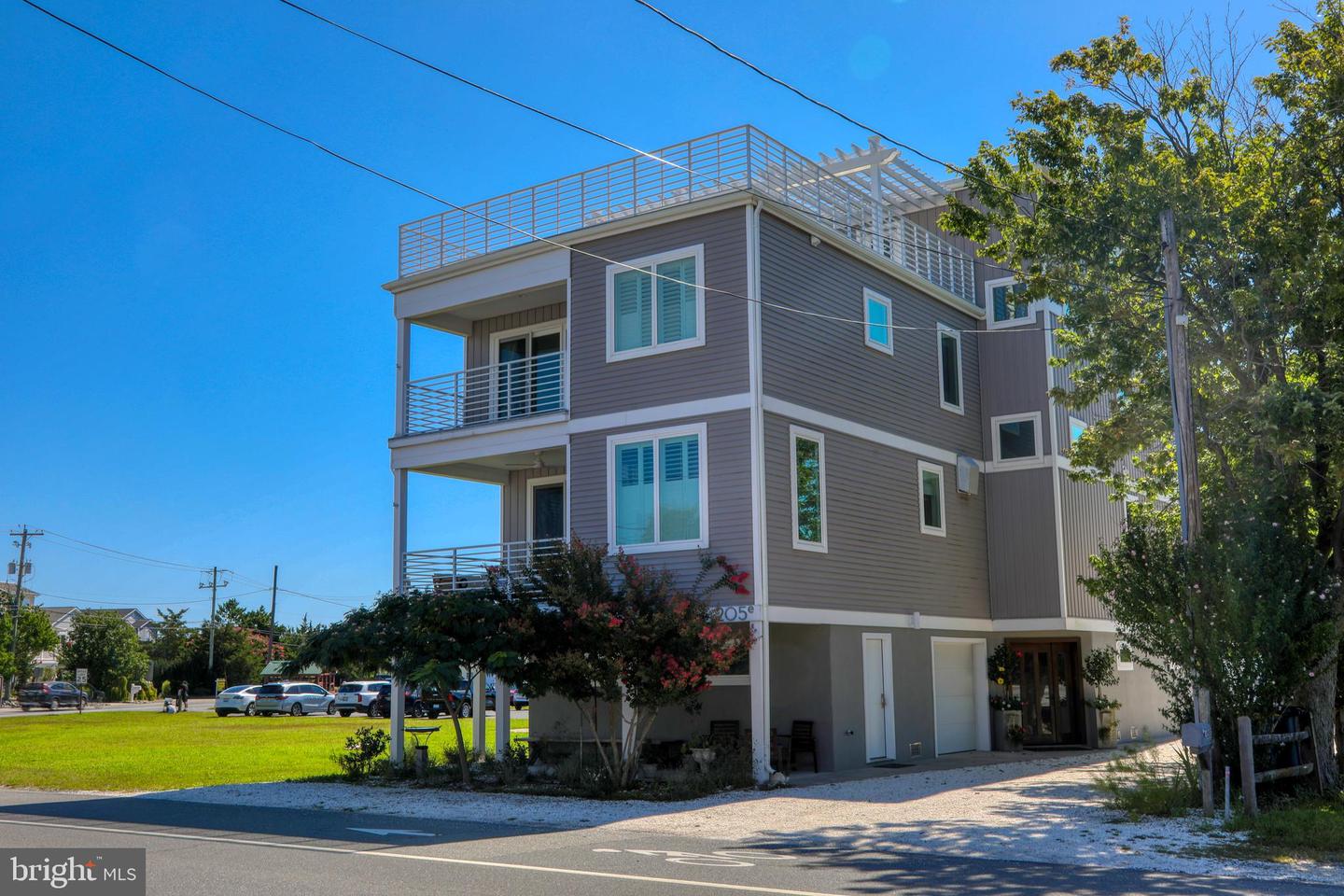 DESU2098410-804229332548-2025-10-08-16-27-42 205 E Savannah Rd | Lewes, DE Real Estate For Sale | MLS# Desu2098410 - Jack Lingo REALTOR DESU2098410-804229332548-2025-10-08-16-27-42 205 E Savannah Rd | Lewes, DE Real Estate For Sale | MLS# Desu2098410 - Jack Lingo REALTOR