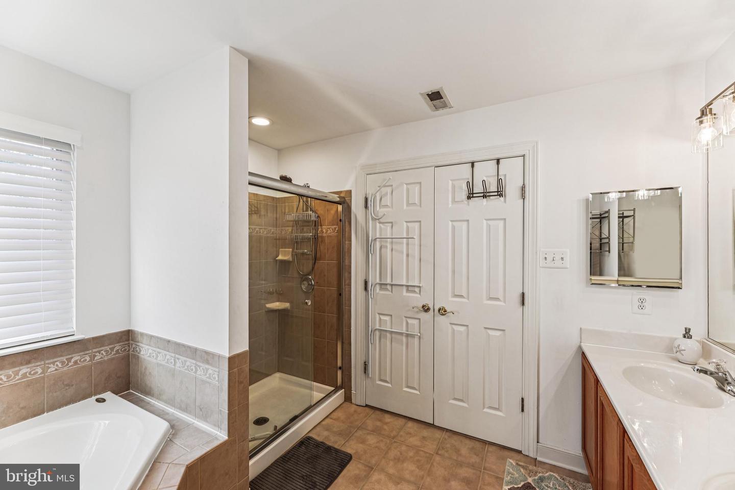 DESU2098840-804273314242-2025-10-30-00-06-25 1 Sumter Ct | Ocean View, DE Real Estate For Sale | MLS# Desu2098840  - Jack Lingo REALTOR