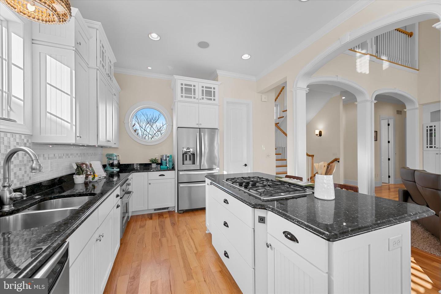 listing image